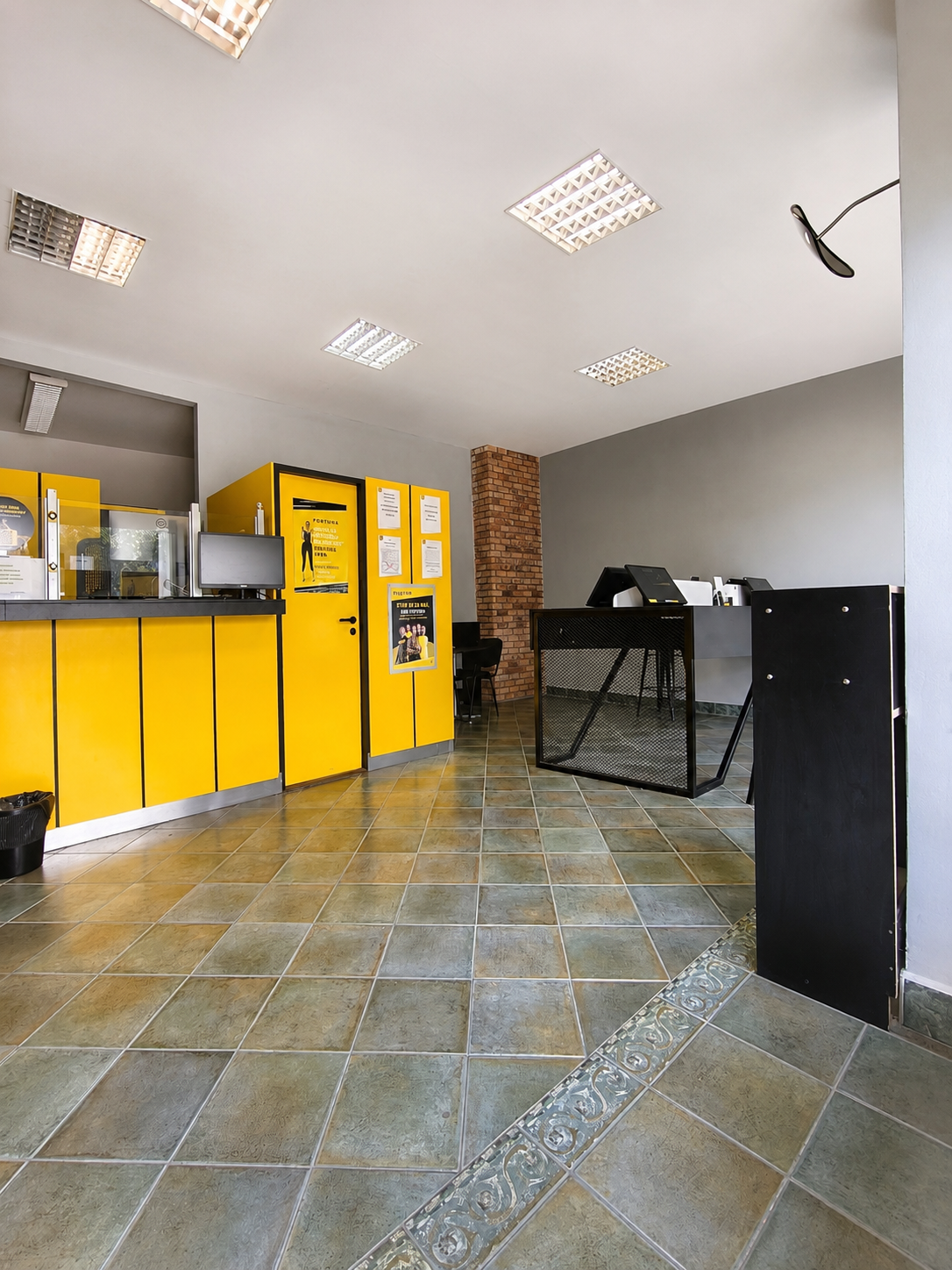 property6a94e22952371