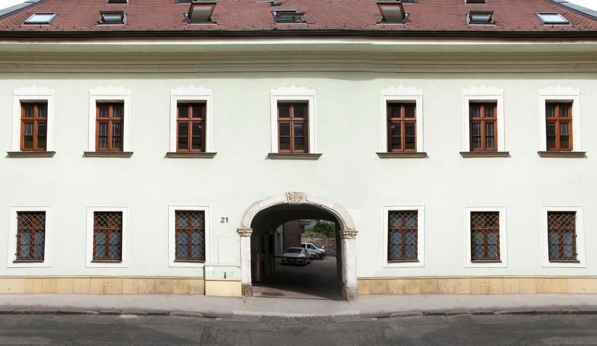 property6a94e238b47bc