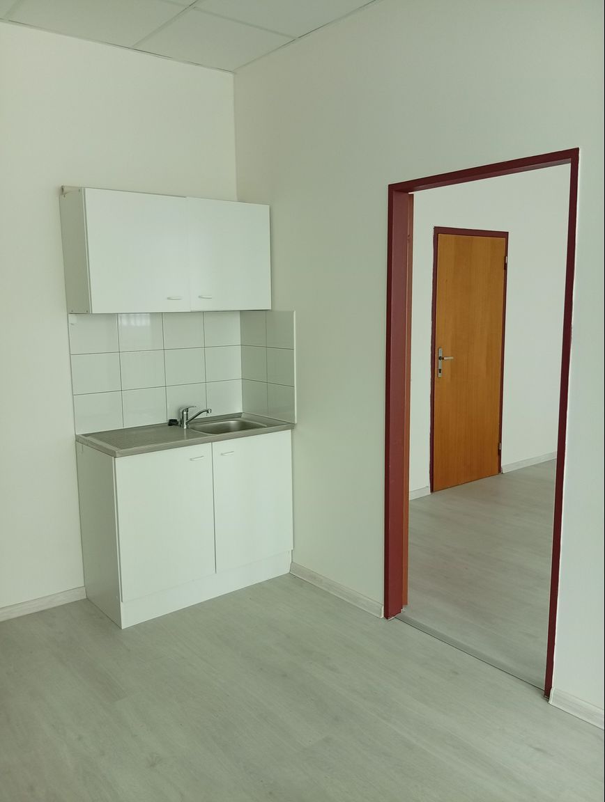 property6a94e3c598424